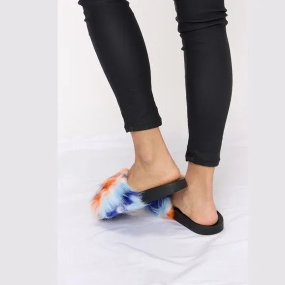 Plush Open-Toe Lounge Sandals (New) - Picture 7 of 7